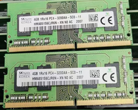 SK Hynix 8GB 3200MHz DDR4 UDIMM RAM PC4-25600 288-Pin 1.2V 1Rx16